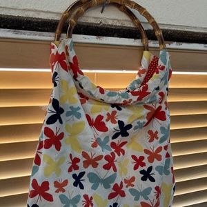 Landsend fabric bag with wooden handles